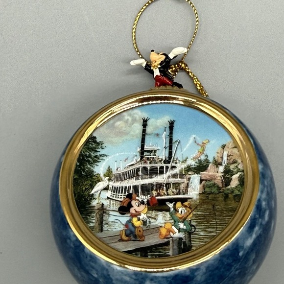 Disney Ornaments, Bradford Editions, Celebrating The Magic Of Disney Set Of 12 - Picture 12 of 13